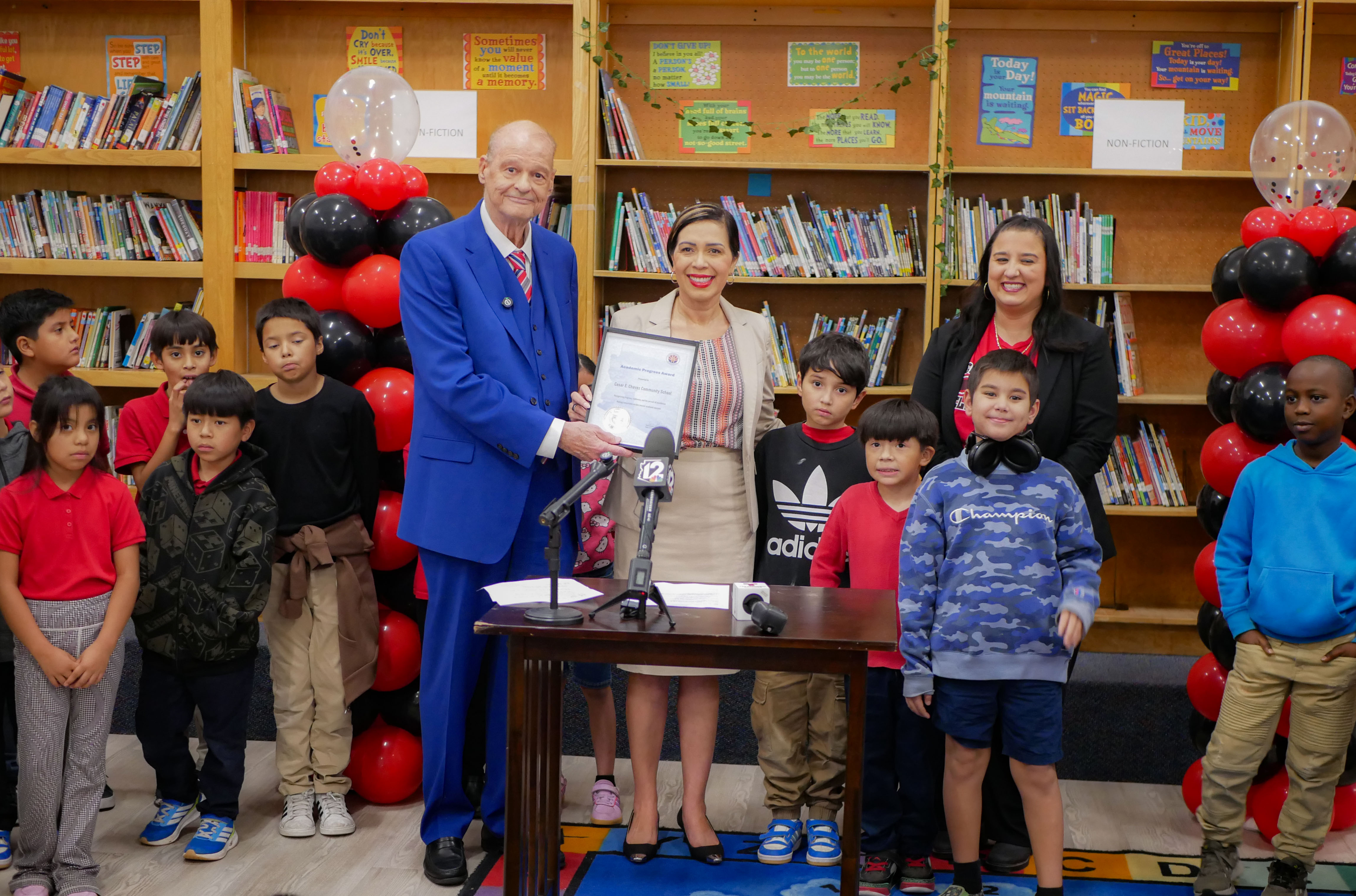 Arizona state Superintendent Tom Horne presents Improvement Award to Cesar Chavez elemetary school